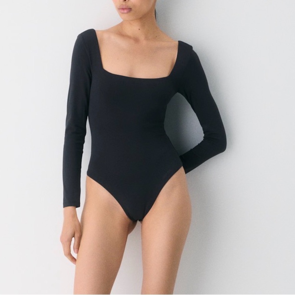 Babaton original contour headway bodysuit from aritzia